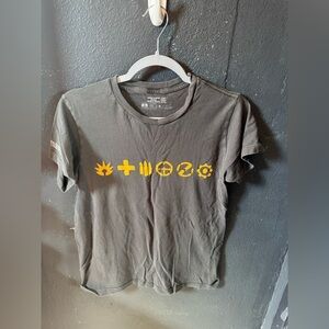 Men’s Battlefield Graphic Short Sleeve Tshirt Size Small